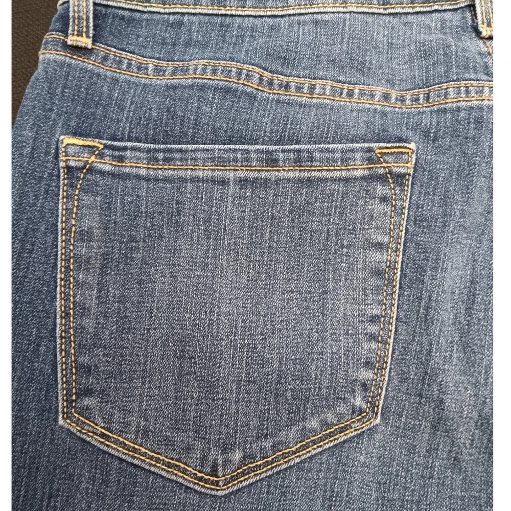 Old Navy Curvy Mid Rise Slim Leg Jeans Blue Medium Wash Women's Size 12 Reg - Picture 11 of 13